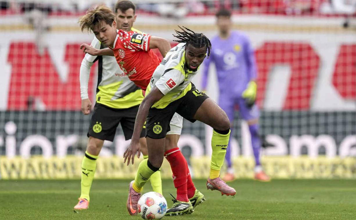 多特蒙德保持不败领跑德甲，科瓦奇强调专注