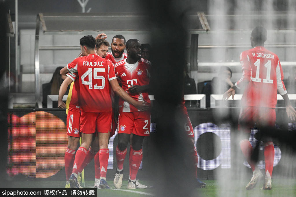 欧冠早报：逆天门将送热刺2-5惨败 意甲独苗首回合遭KO